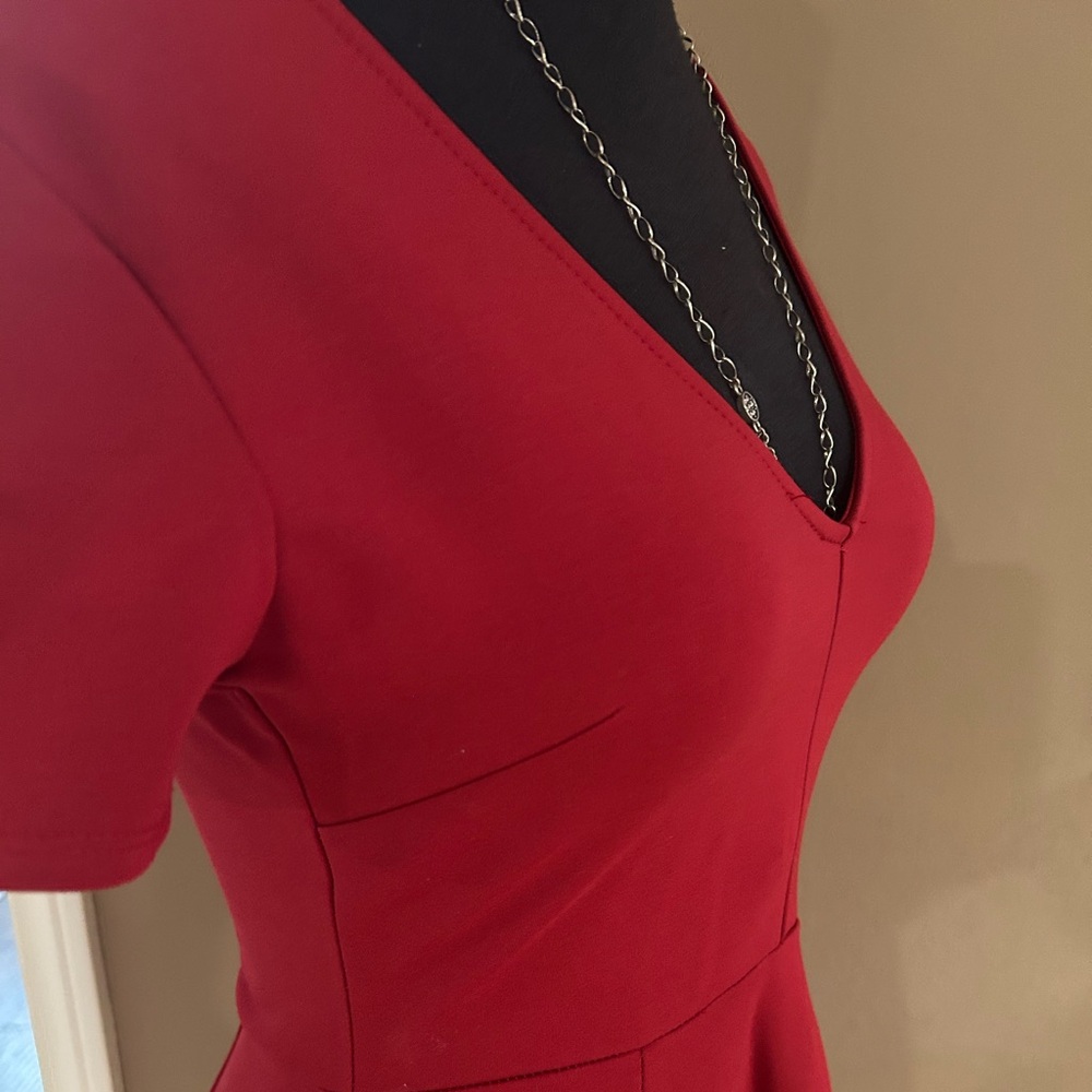 Women’s Sexy Red V-Neck mini Dress size small